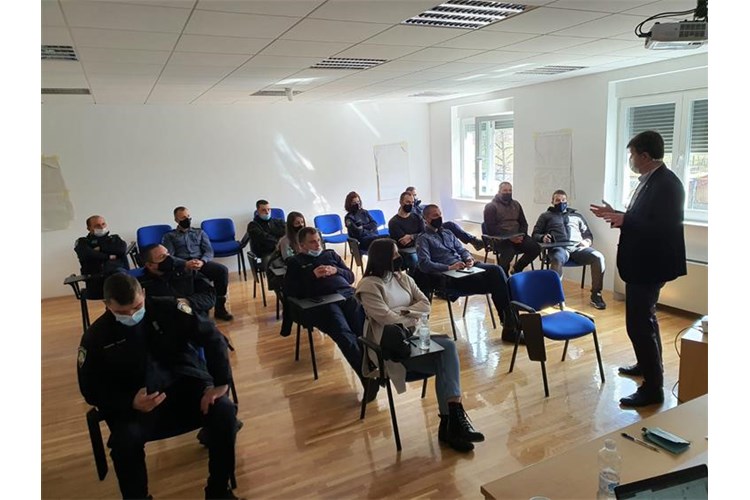 Slika Obuka temeljna prava Donji Lapac